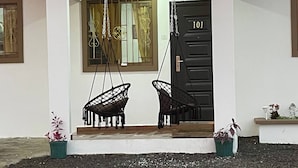 Maison, 2 chambres, accessible aux personnes à mobilité réduite, balcon | Enceinte de l’hébergement