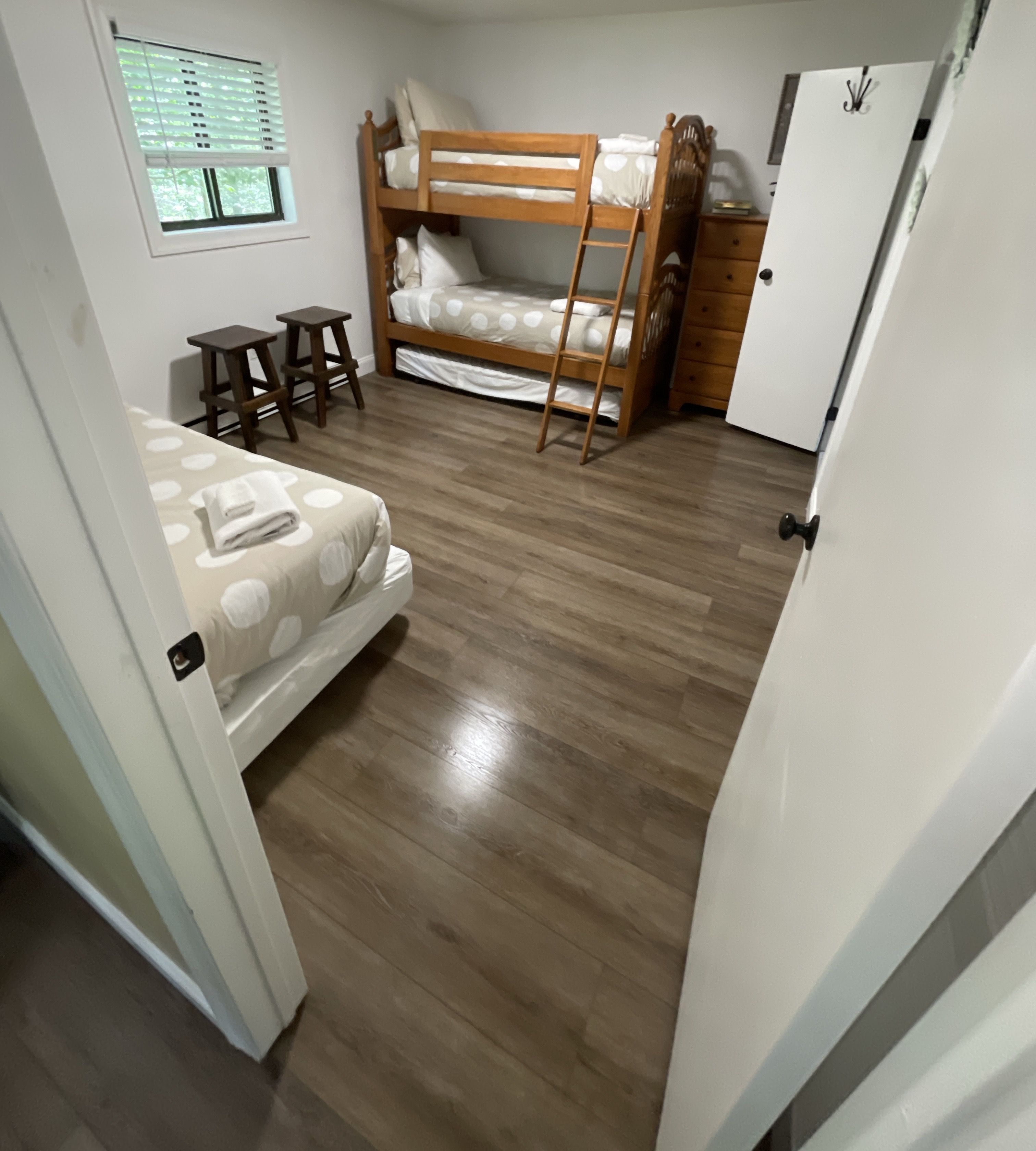 3 habitaciones y caja de seguridad en la habitación 