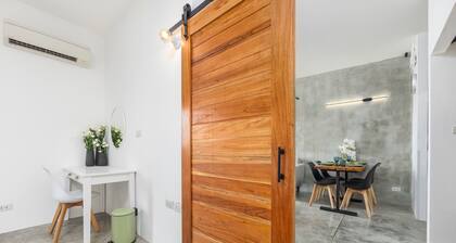 2 Bdr SEAVIEW condo on Bangrak beach