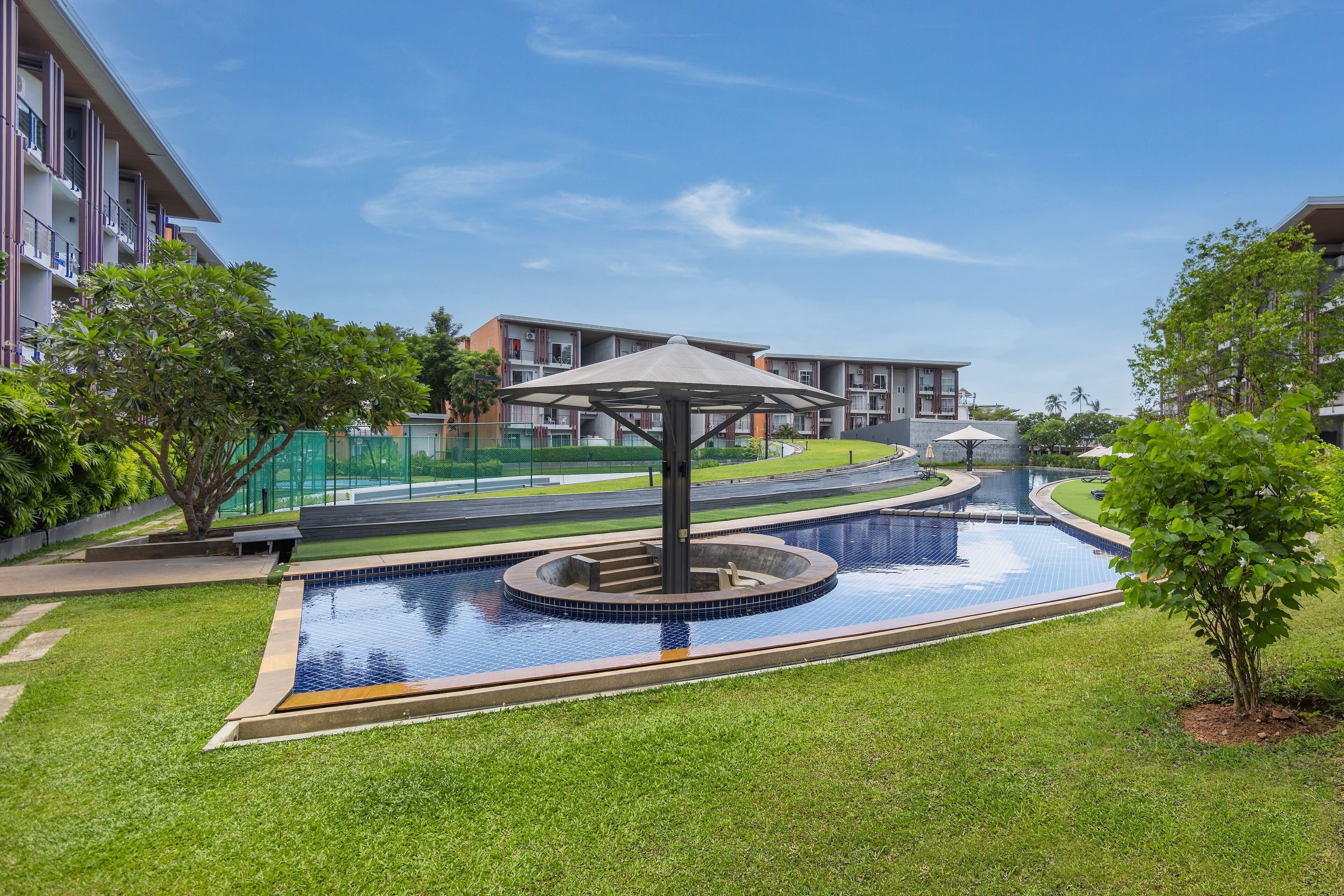 Kolam renang outdoor