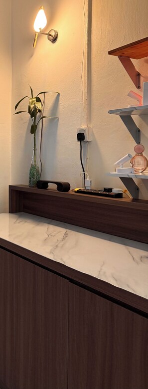 Interior detail - Jade Guesthouse (Malacca City)