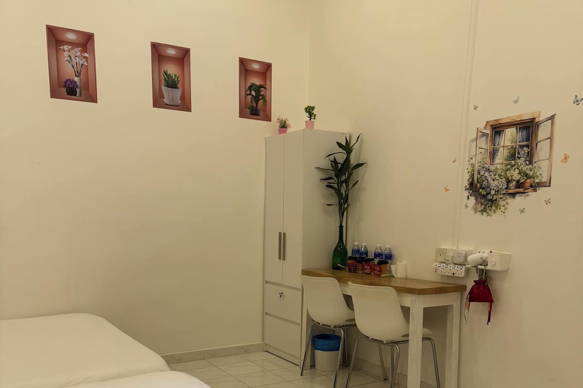 Family Room | Down duvets, individually decorated, individually furnished, desk