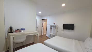 豪華三人房 | 客房設施服務