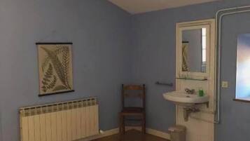 Standaard kamer, 1 twee- of 2 eenpersoonsbedden, uitzicht op bergen