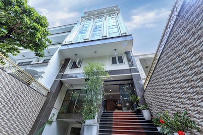 G8 Le Van Sy Hotel Saigon