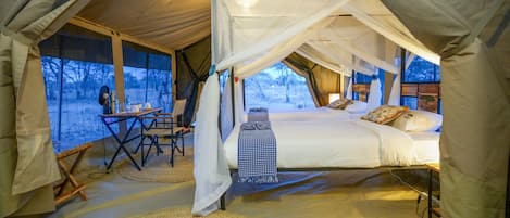 Standard Single Room, Balcony, Garden View | In-room safe, desk, laptop workspace