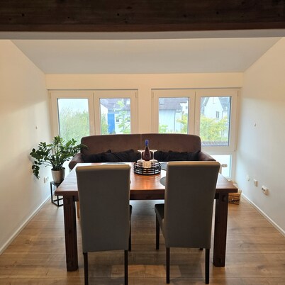 Casa Lina - modern, central, in the countryside, close to trade fairs, Alsace & Karlsruhe, lovingly