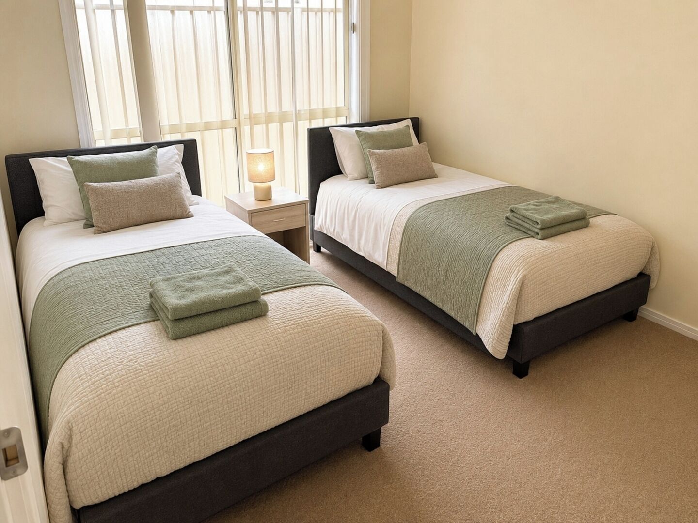 4 bedrooms, WiFi, bed sheets