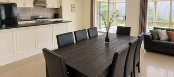 Relaxed Mount Gambier home with backyard