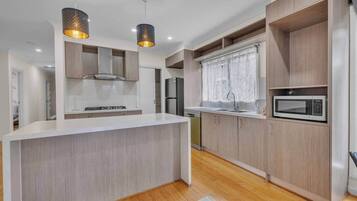 Microwave, oven, stovetop, dishwasher