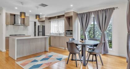 Cozy Retreat in the Heart of Craigieburn