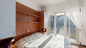 Bügeleisen/Bügelbrett, WLAN, Bettwäsche