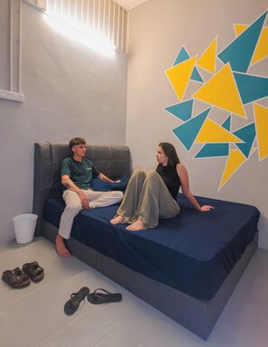 Double Room, 1 Queen Bed, City View | Free WiFi - KITA Hostel (George Town)