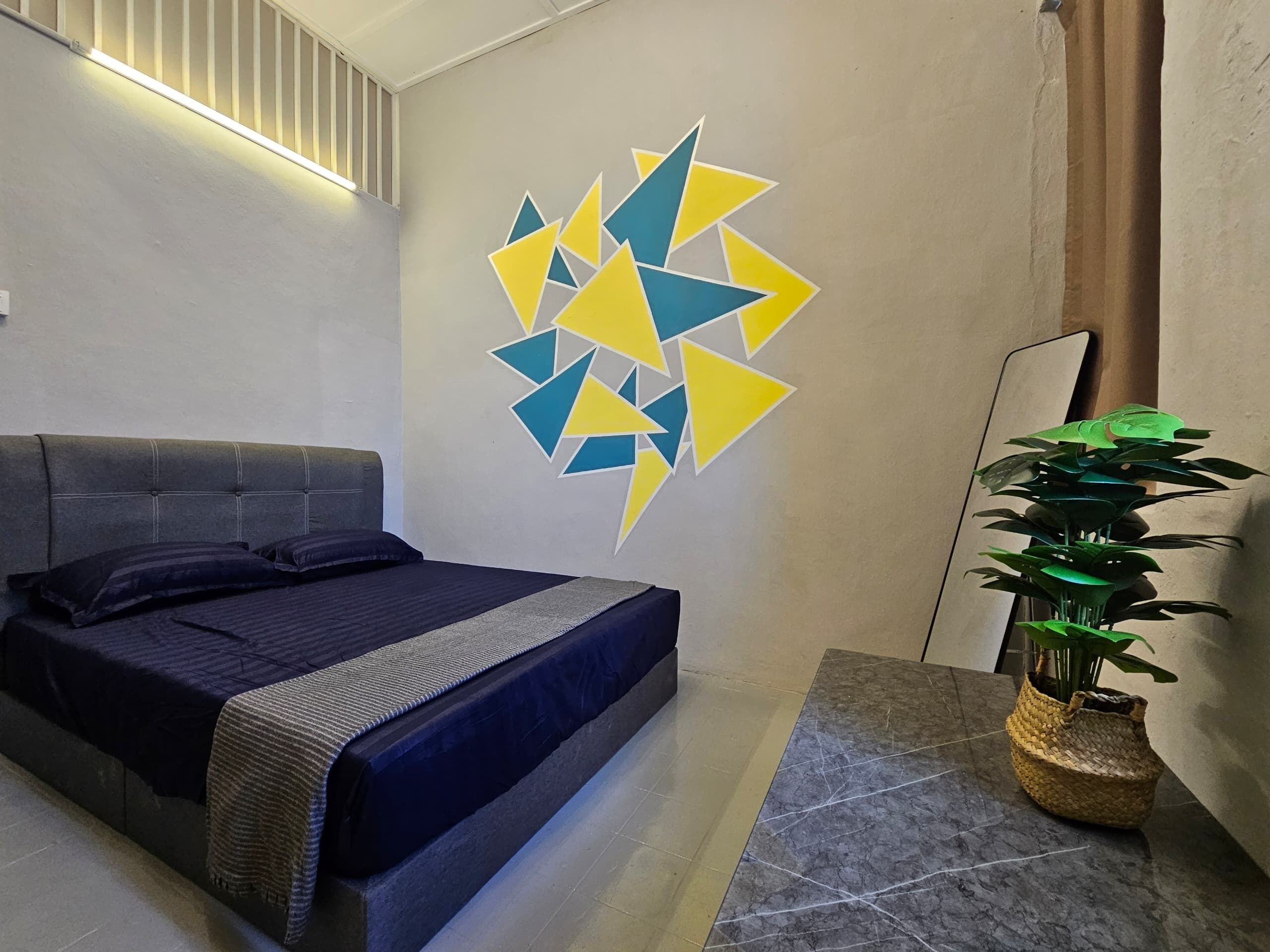 Quarto casal, 1 cama Queen, vista para a cidade | Wi-Fi de cortesia