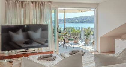 Apartment 'Seeapartment Untersee' with Lake View, Balcony and Wi-Fi