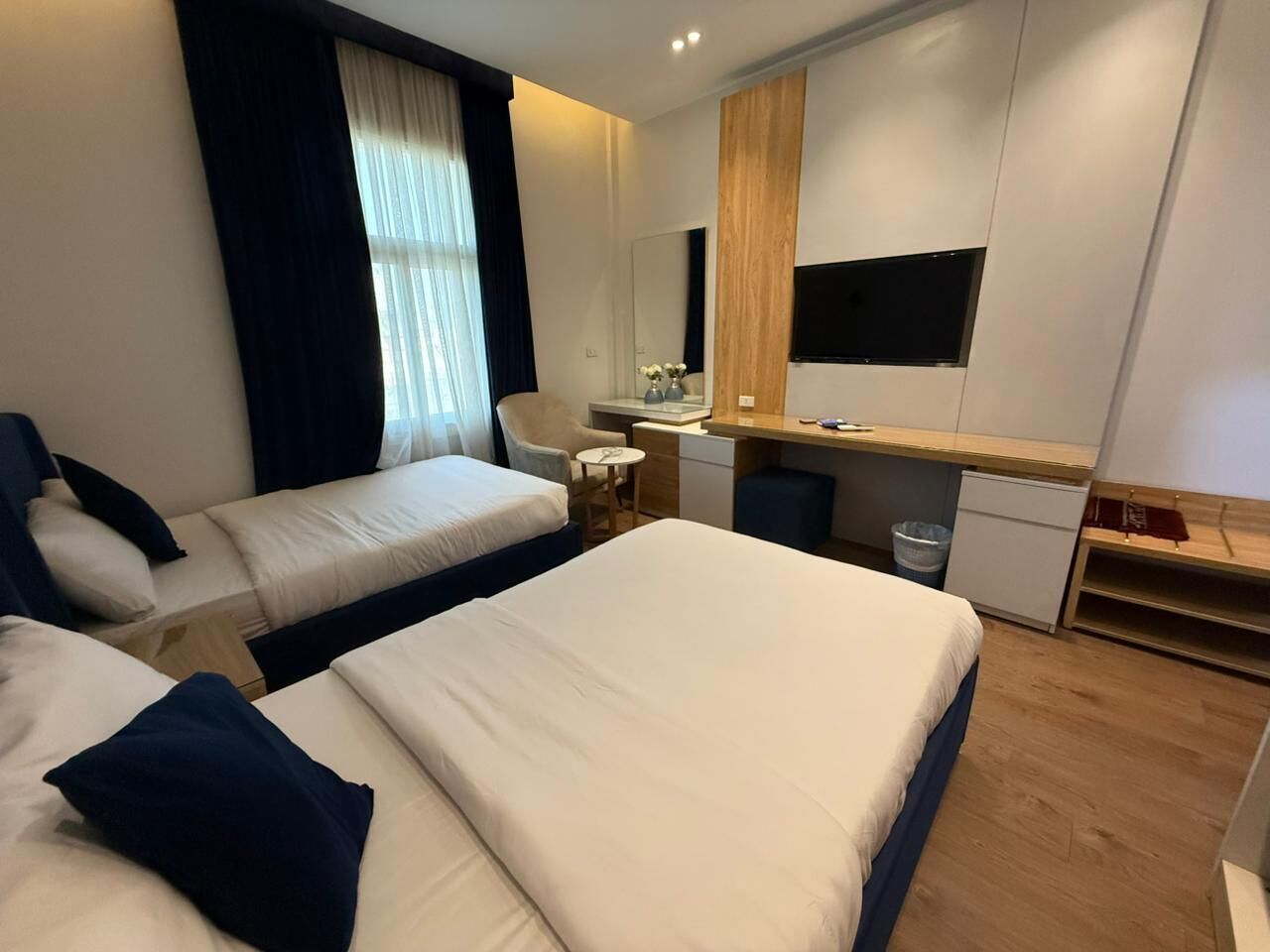 Kamar Double atau Twin Standar, pemandangan kebun | Brankas, tirai kedap cahaya, dan Wi-Fi gratis