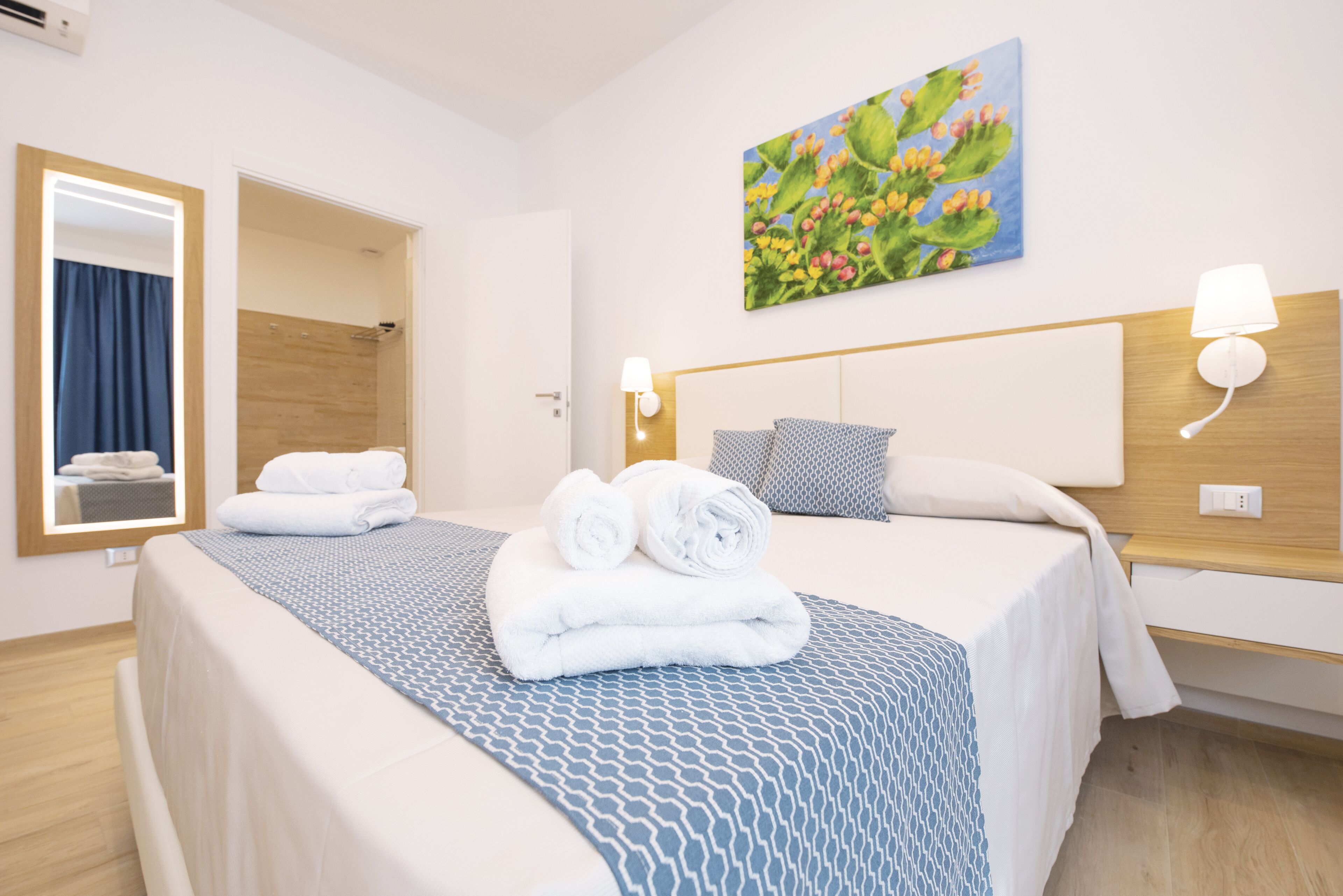 Economy Double Room, Mobility Accessible | In-room safe, blackout drapes, iron/ironing board, free WiFi