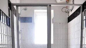 Bathroom - Sea view Apartmant hotel (Kollupitiya)