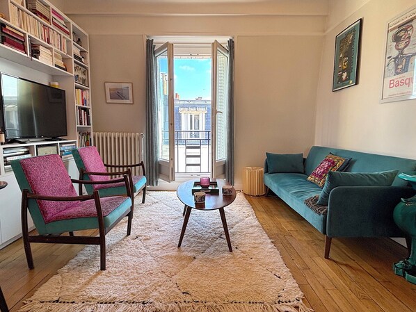 Smart TV, books