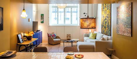 Televisión y oficina