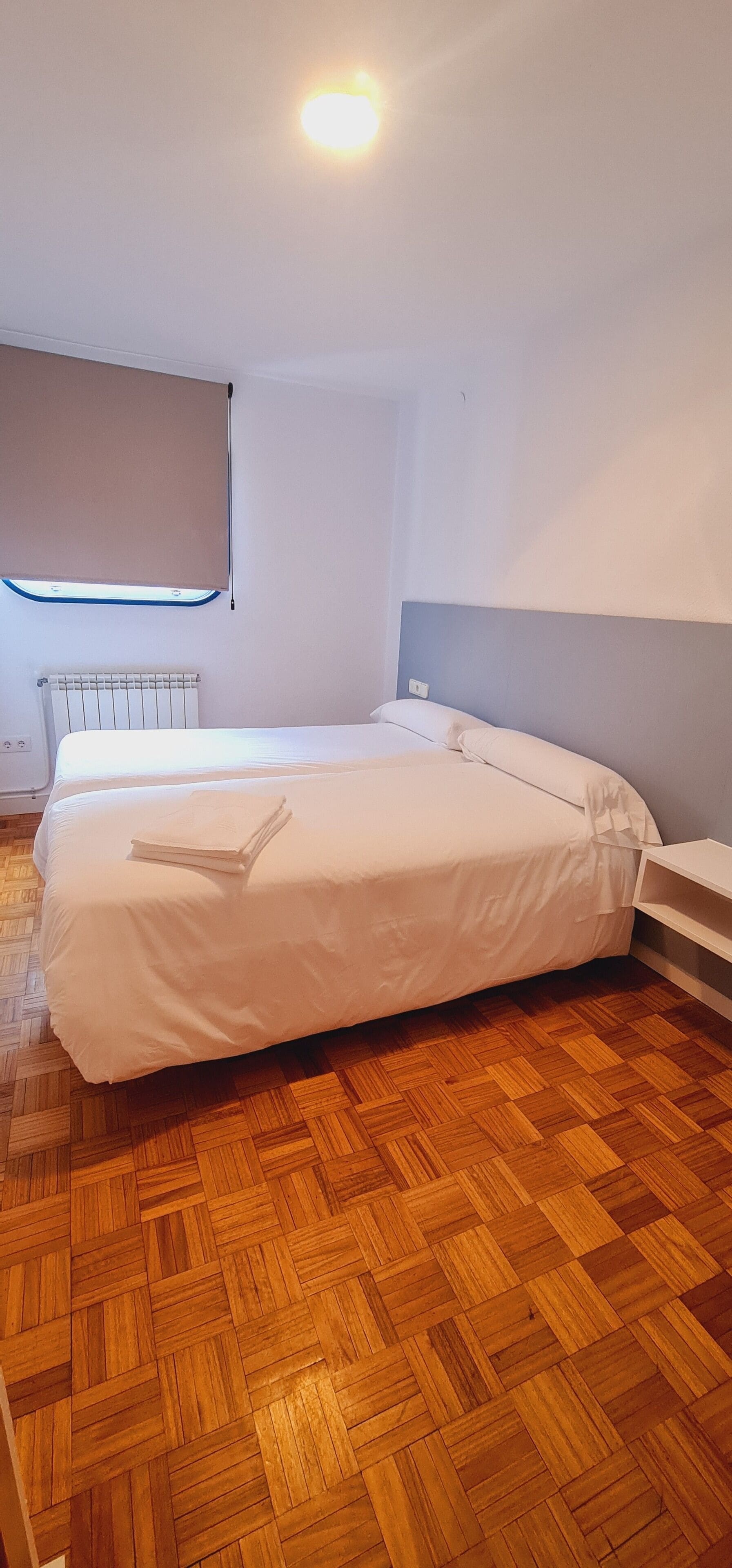 標準公寓 | 搖籃/嬰兒床、折疊床/ 加床、免費無線上網、床單