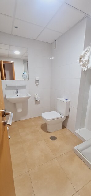 Apartamento estándar | Baño