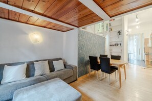 Living area - GuestHost - Comfortable Loft Apartment Turin (Turin)