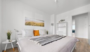 1 chambre, fer et planche à repasser, lit parapluie, Wi-Fi gratuit