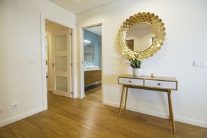 Interior - Yana Luxury Home: the ideal blend of comfort, style, and convenience! (Queluz)