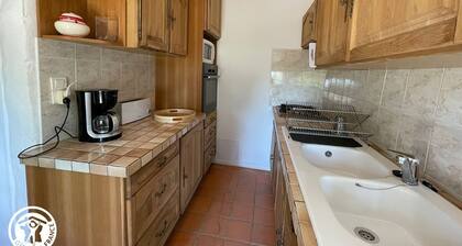 Séjour Authentique dans Bourrine Traditionnelle à Beauvoir-sur-Mer