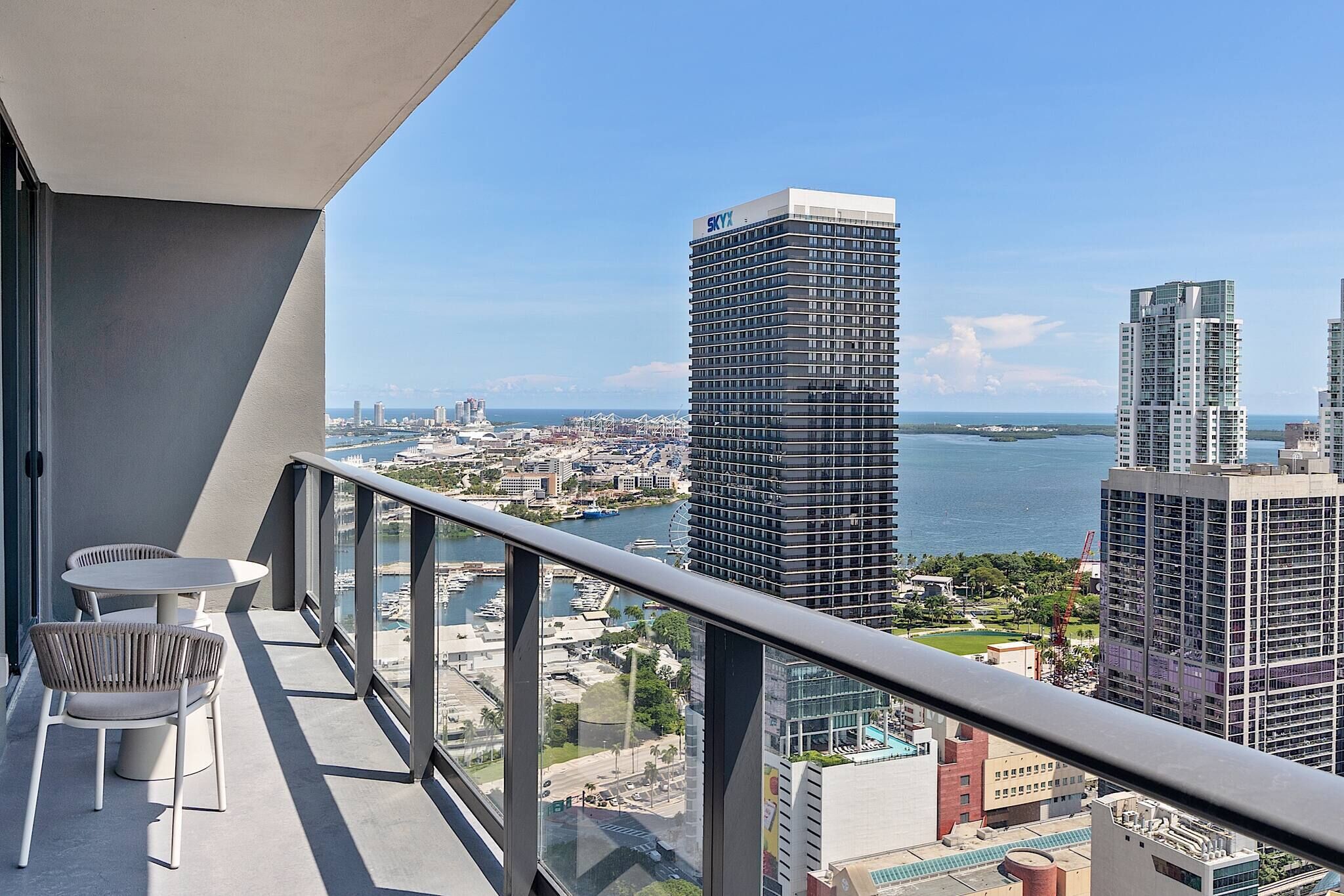 Apartment, 2 Bedrooms, Accessible, Balcony | Property grounds