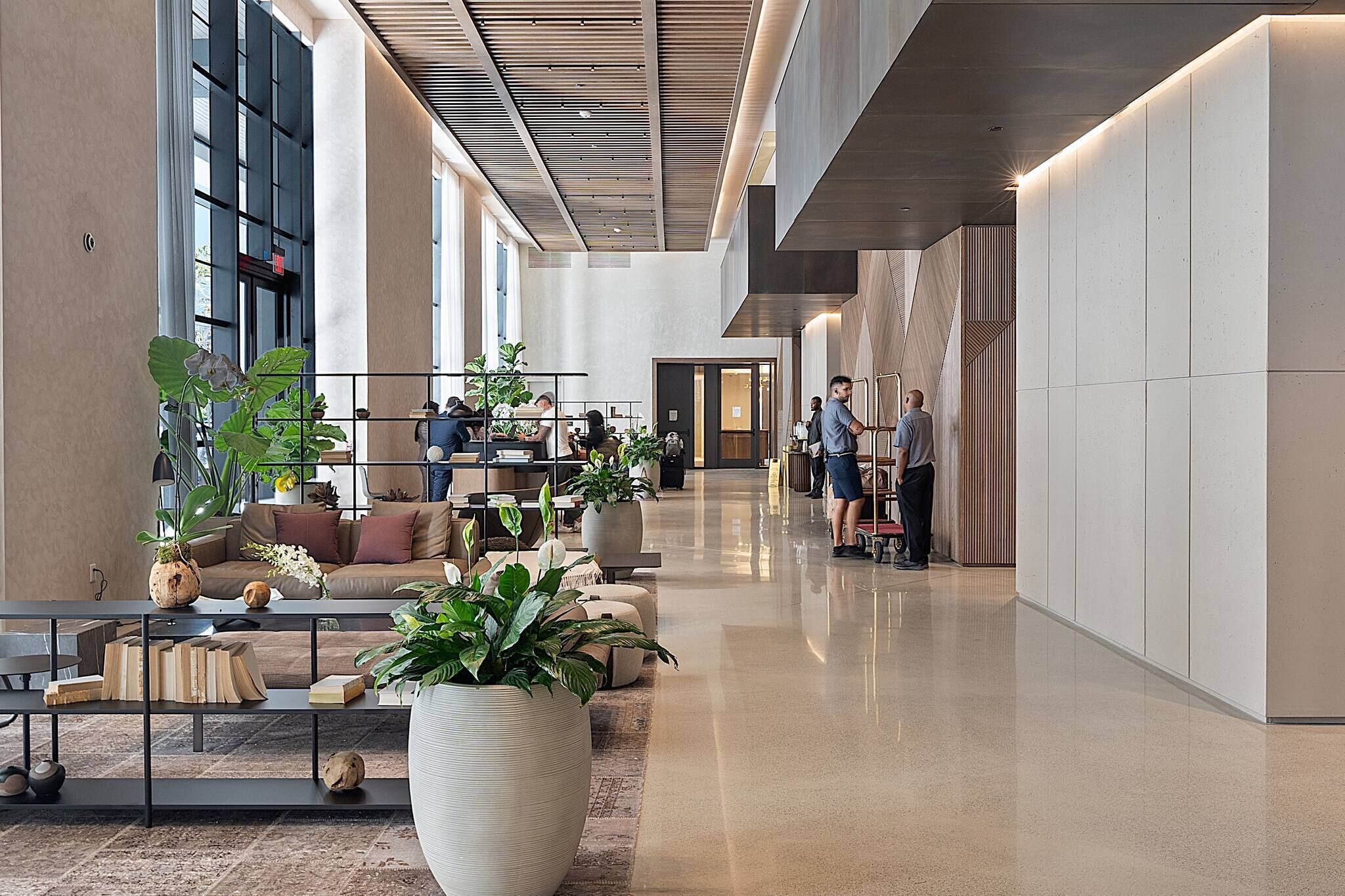 Apartment, 3 Bedrooms, Accessible, Balcony | Lobby