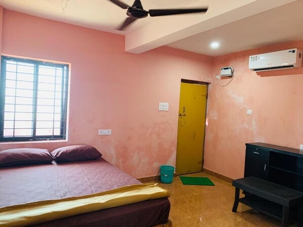 Työpöytä, ilmainen Wi-Fi