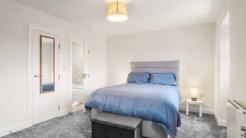 2 chambres, fer et planche Ă repasser, Wi-Fi gratuit, draps fournis