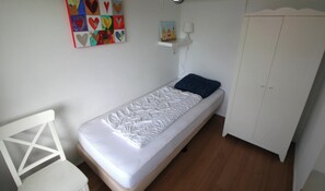 3 bedrooms, travel cot, free WiFi - 3 bedroom accommodation in Westkapelle (Westkapelle)