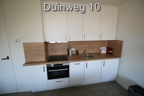 Fridge, oven, stovetop, dishwasher - 2 bedroom accommodation in Westkapelle (Westkapelle)
