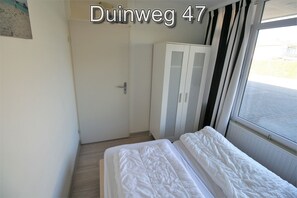 3 bedrooms, travel cot, free WiFi - 3 bedroom accommodation in Westkapelle (Westkapelle)