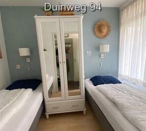 2 bedrooms, travel cot, free WiFi