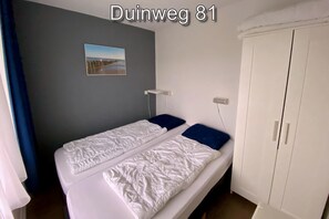 2 Schlafzimmer, Reisekinderbett, kostenloses WLAN