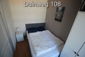 3 bedrooms, travel cot, free WiFi