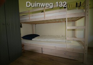 2 Schlafzimmer, Reisekinderbett, kostenloses WLAN