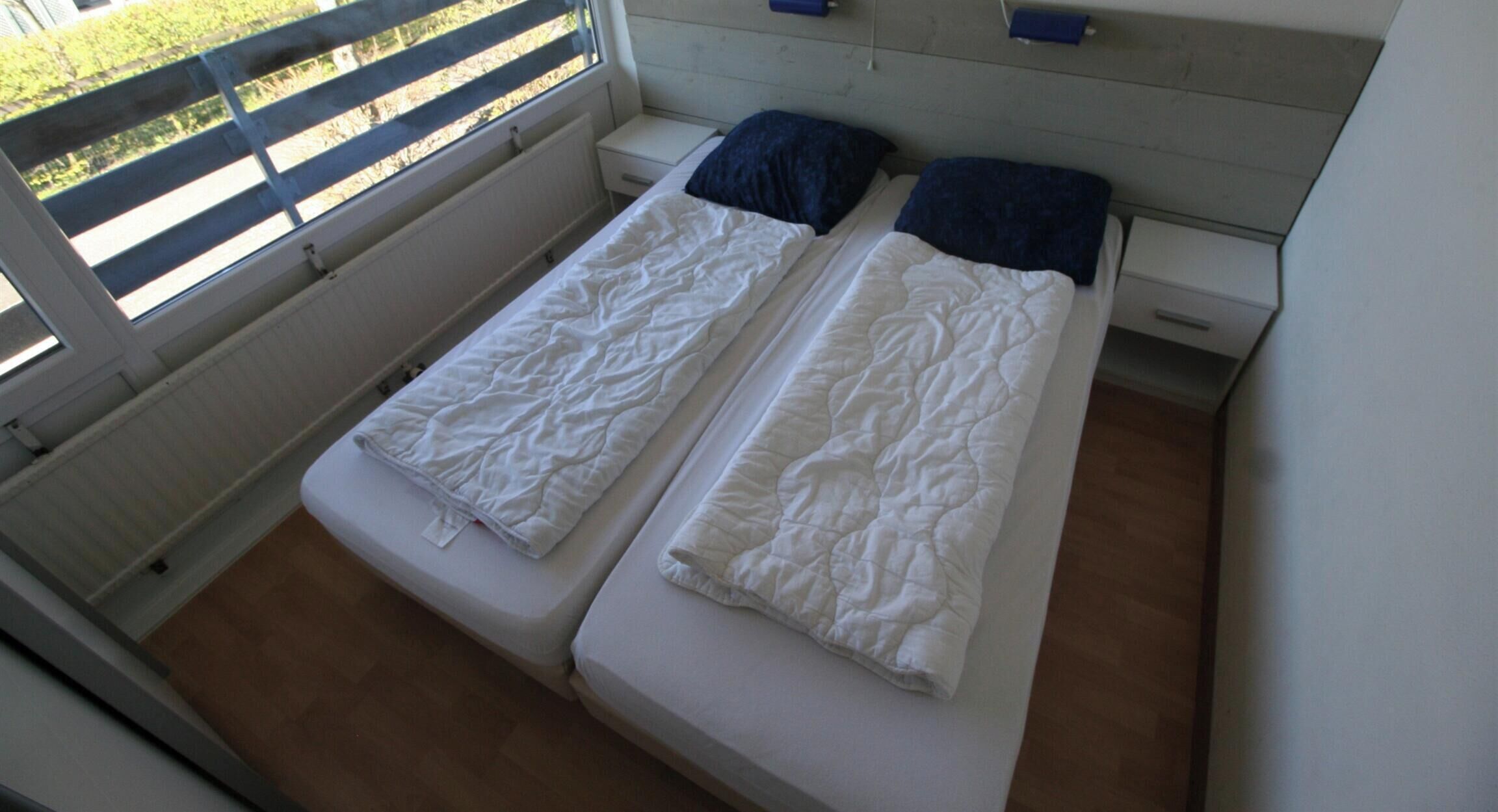 2 Bedroom Accommodation In Westkapelle - Dombourg