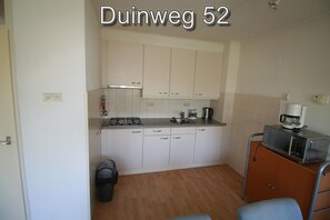 Fridge, oven, stovetop, coffee/tea maker - 2 bedroom accommodation in Westkapelle (Westkapelle)