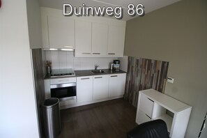 Fridge, oven, stovetop, dishwasher - 2 bedroom accommodation in Westkapelle (Westkapelle)