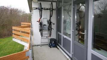 المنطقة المحيطة بالمنشأة