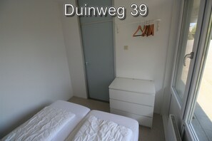 3 bedrooms, travel cot, free WiFi