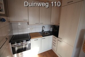 Fridge, oven, stovetop, dishwasher - 2 bedroom accommodation in Westkapelle (Westkapelle)