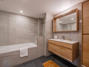 Haartrockner, Handtücher