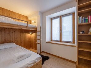 4 Schlafzimmer, kostenloses WLAN, Bettwäsche