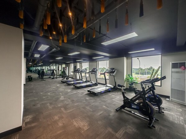 Fitness facility - Beranda Studio Apt Sky House Alam Sutera (Tangerang)